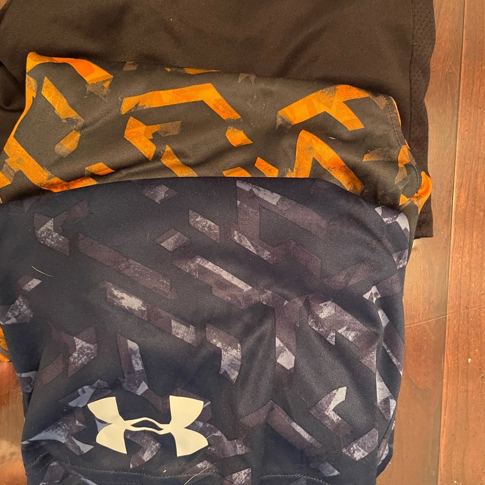 3 pair boys shorts size small.